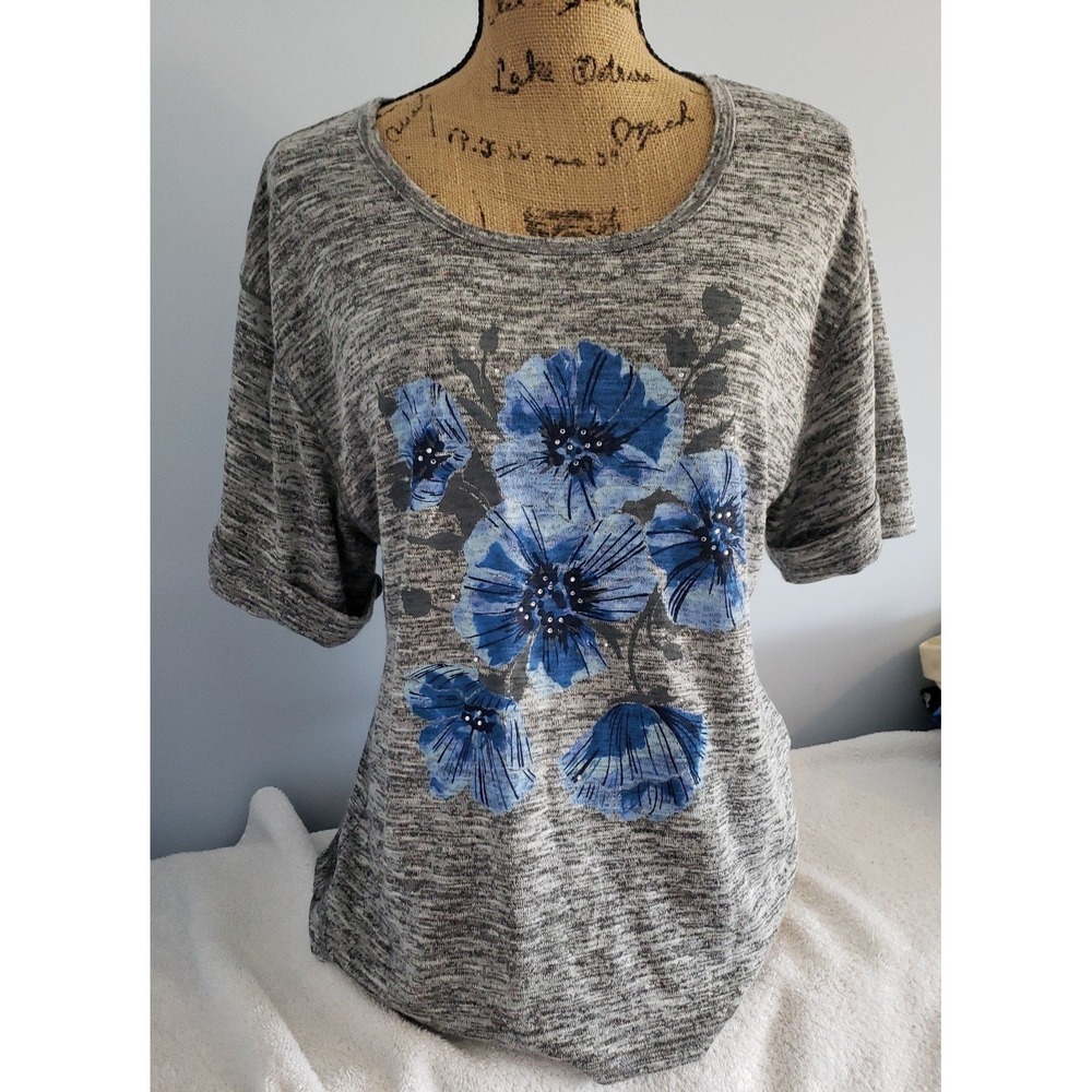 Cato Womans Short Sleeve Blouse Size‎ Medium